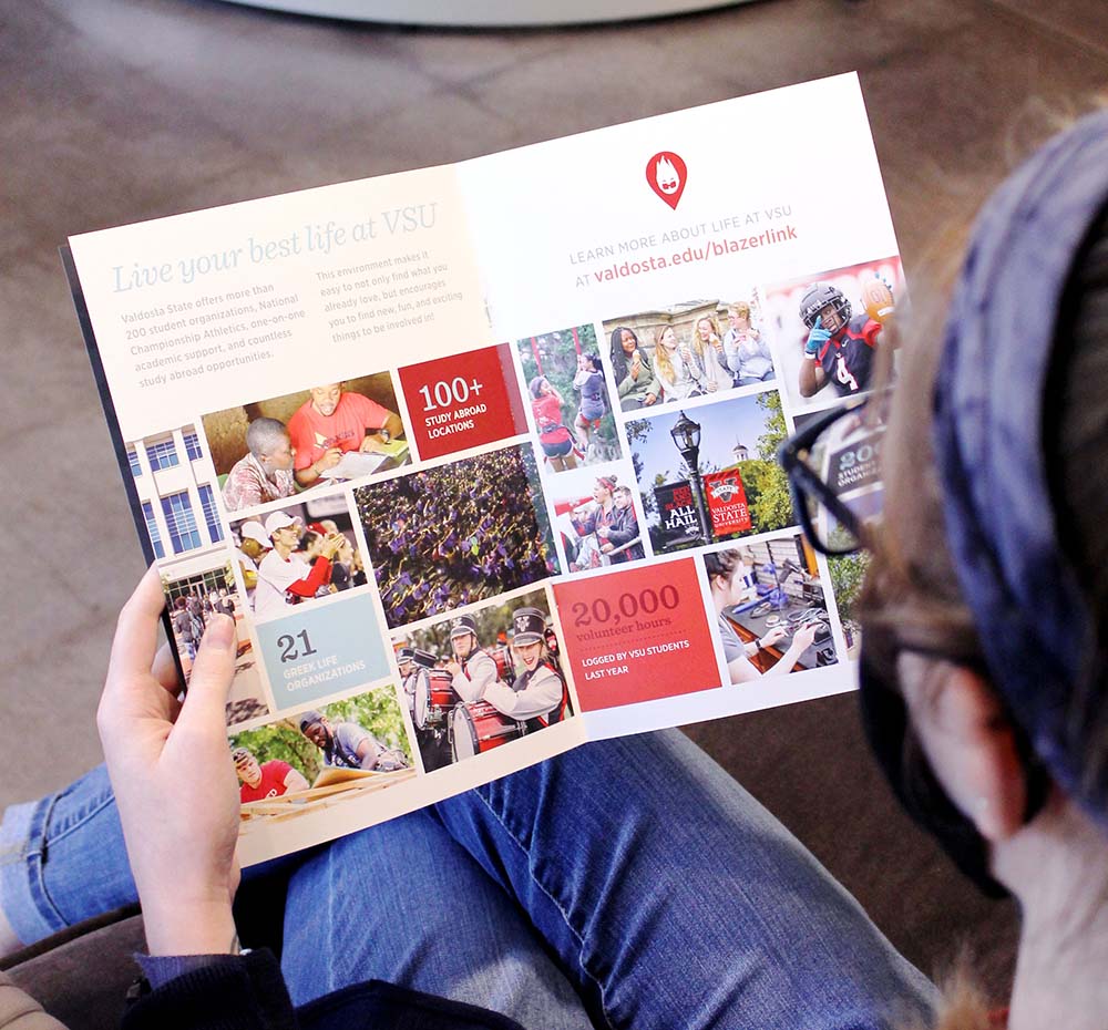 The Power of Custom Brochures: Strengthen Your Brand’s Credibility